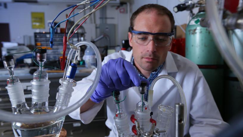 Prof. Dan Esposito in the Solar Fuels Engineering lab.