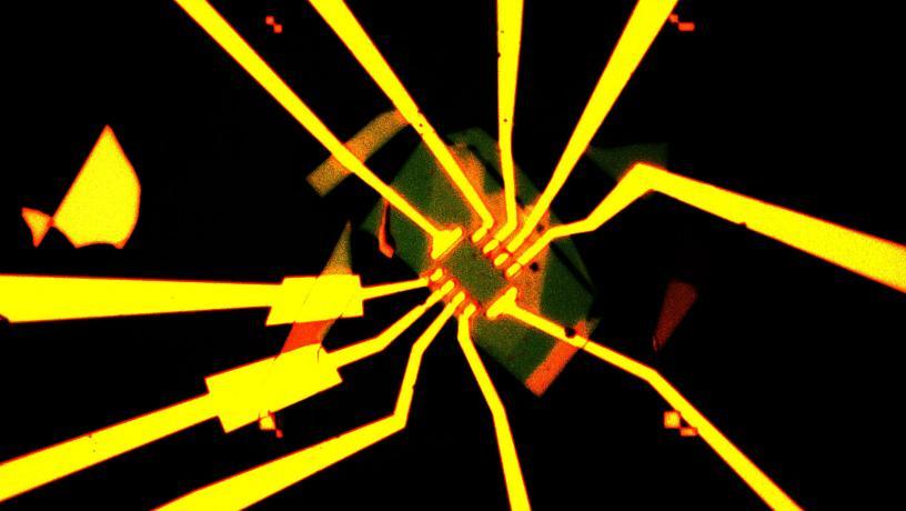 Enhanced optical microscope image of a Hall-bar structure.